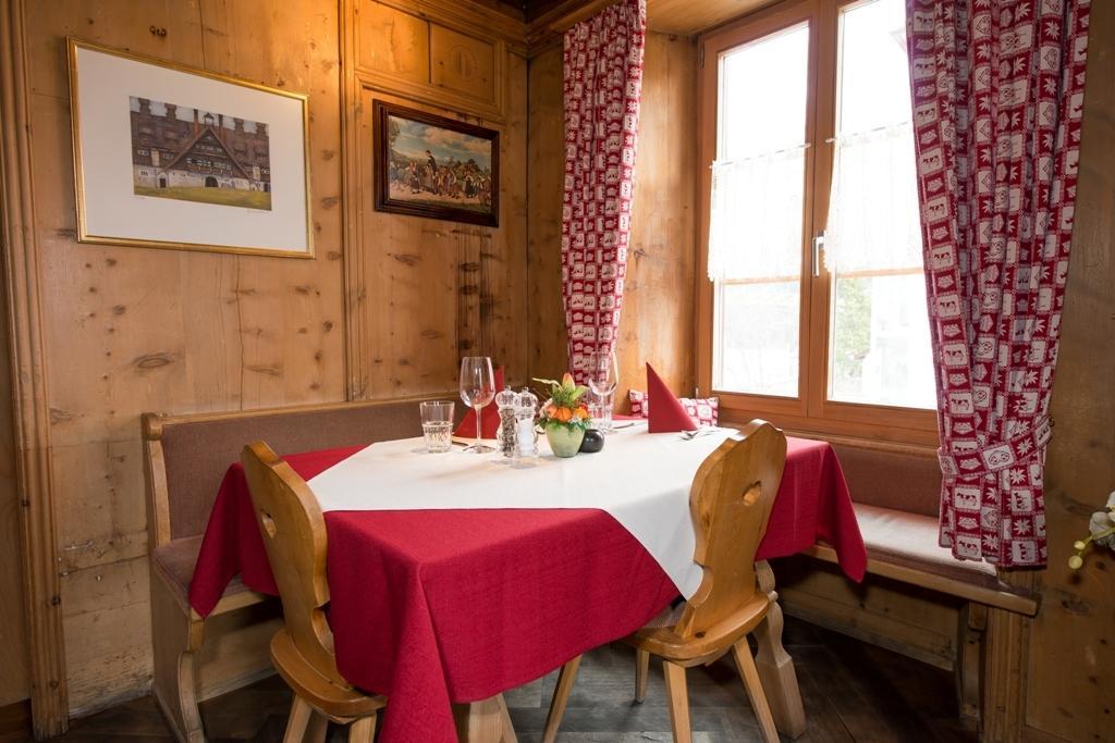 Crusch Alba Hotel Scuol Exterior photo